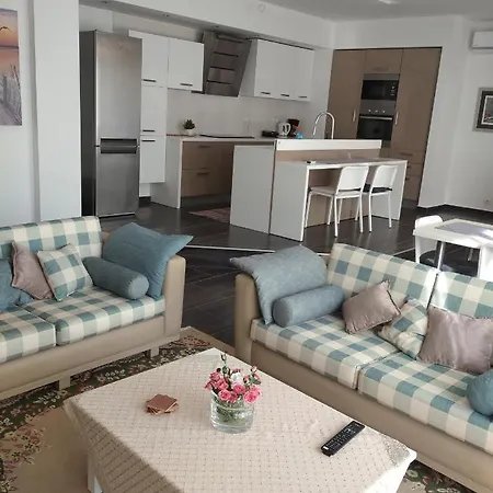Deppy's House Tatil Evi *